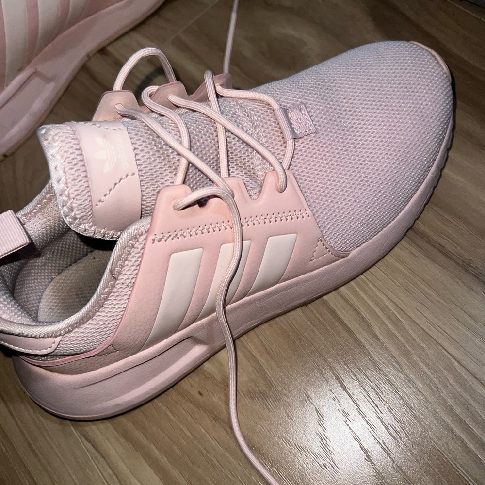 Adidas Women's Soft Pink Sneakers - Picture 2 of 7